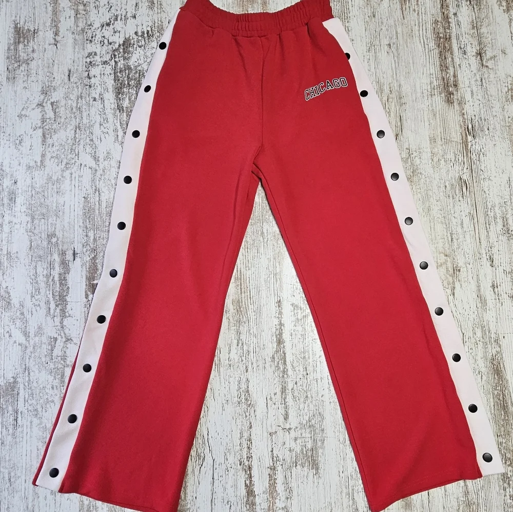 Lazy Sunday Chicago Snap Button Tear Away Womens Wide Leg Sweat Pants Red White - Picture 2 of 8